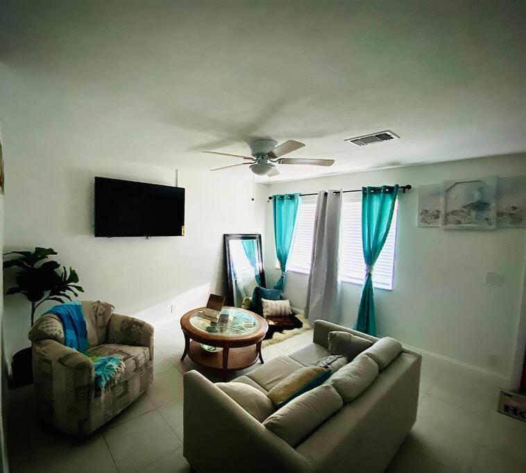 Cheerful 1-bed On Oakland Park Fl * Fort Lauderdale